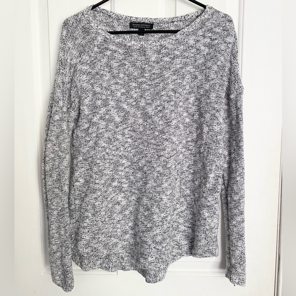 Womens Lightweight Oversized Knit Sweater in Gray and White size Small